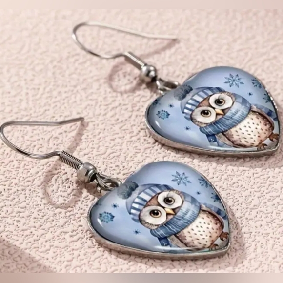 NEW Animal Print Blue Holiday Christmas Silver Snowy Owl Winter Gift Earrings - Picture 3 of 4